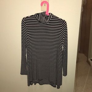 Long shirt (turtleneck)